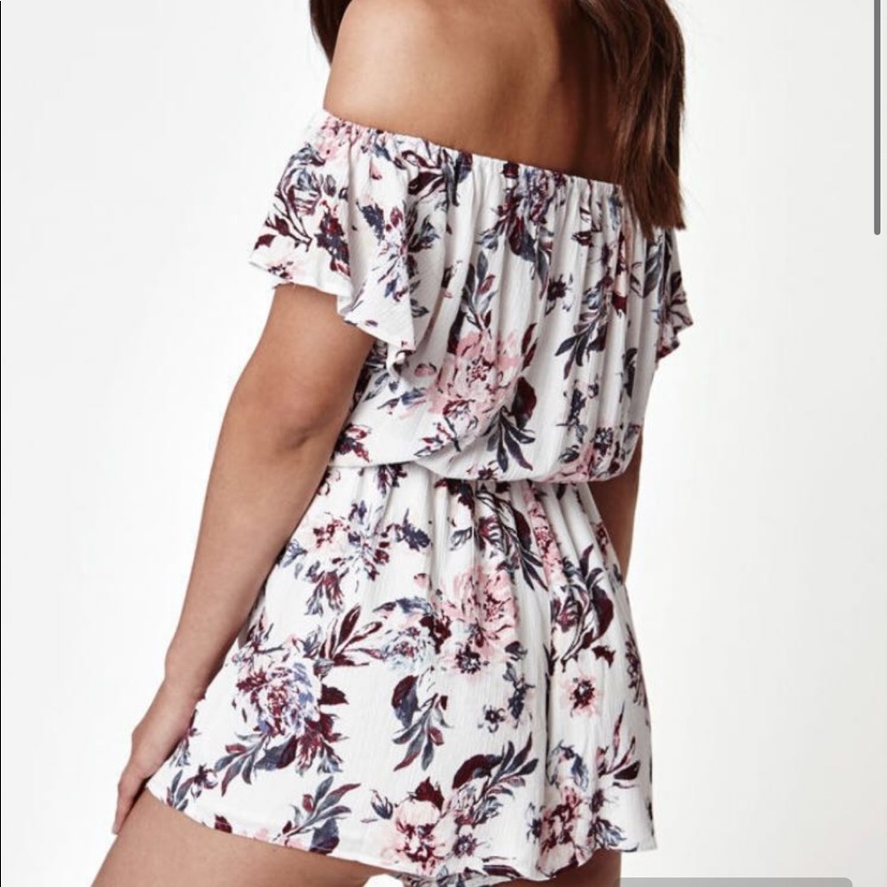 off shoulder floral romper kendall and kylie!